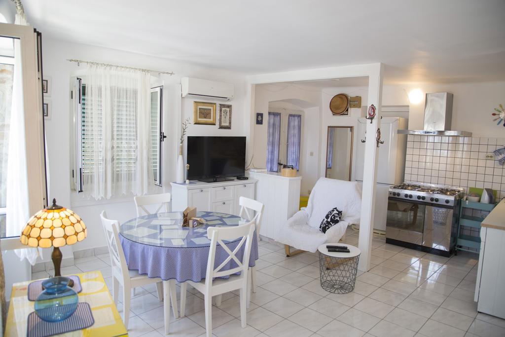 Apartment Pina Split Exterior photo