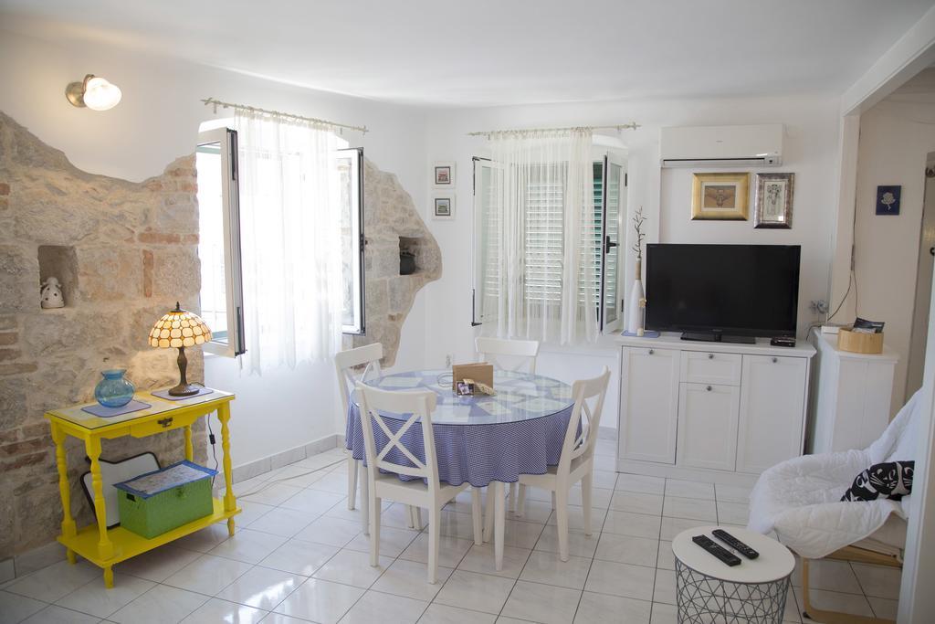 Apartment Pina Split Exterior photo